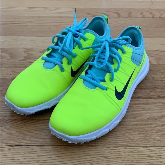 Nike- sneakers - Picture 1 of 4